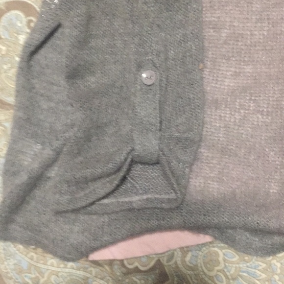 Maurice’s dazzling sweater size large - Picture 4 of 5